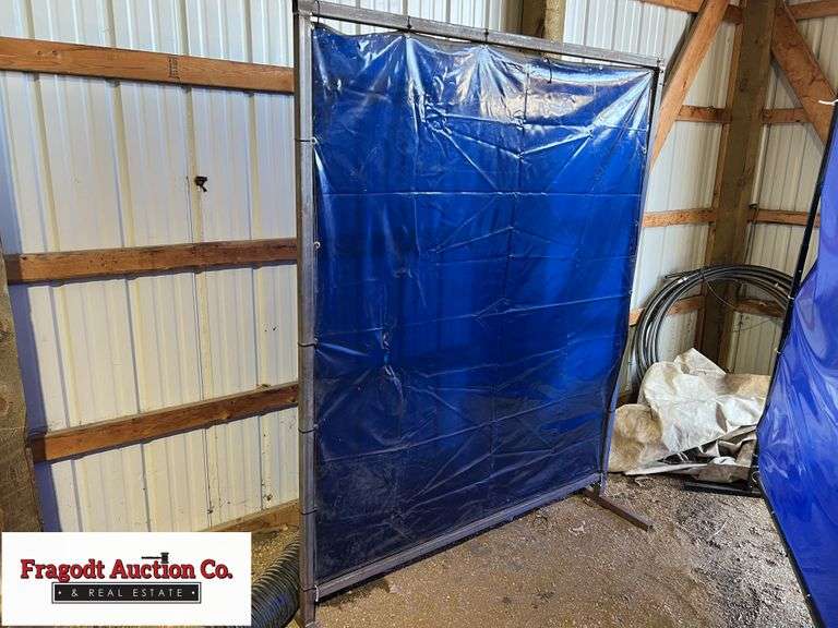 6' x 5' Welding Curtain with Steel Frame and Stand Fragodt Auction and Real Estate LLC