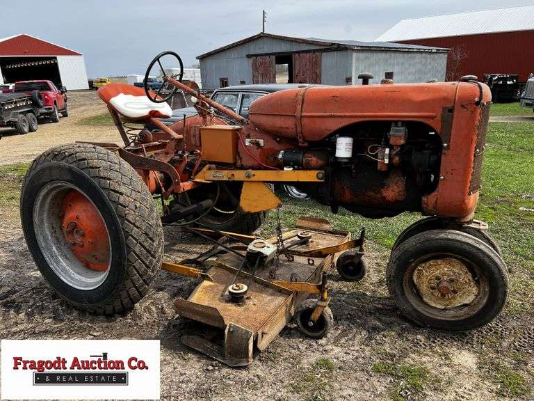 Allis Chalmers C with Woods L59 Belly Mower, Has 130 Hours on New Rear