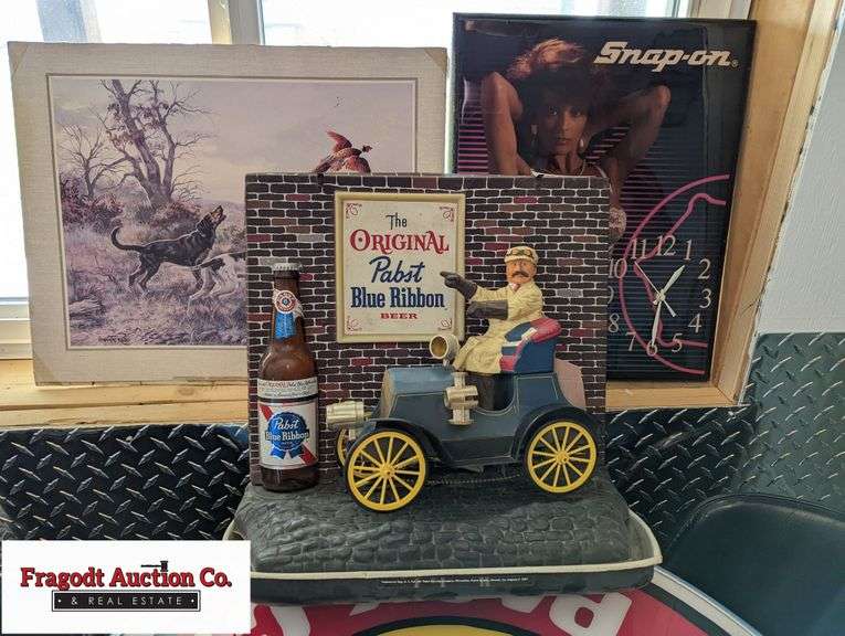 PBR Light Up Sign, SnapOn Clock Fragodt Auction and Real Estate LLC