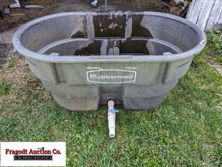 100 Gallon Rubbermaid Livestock Water Tank Fragodt Auction and Real