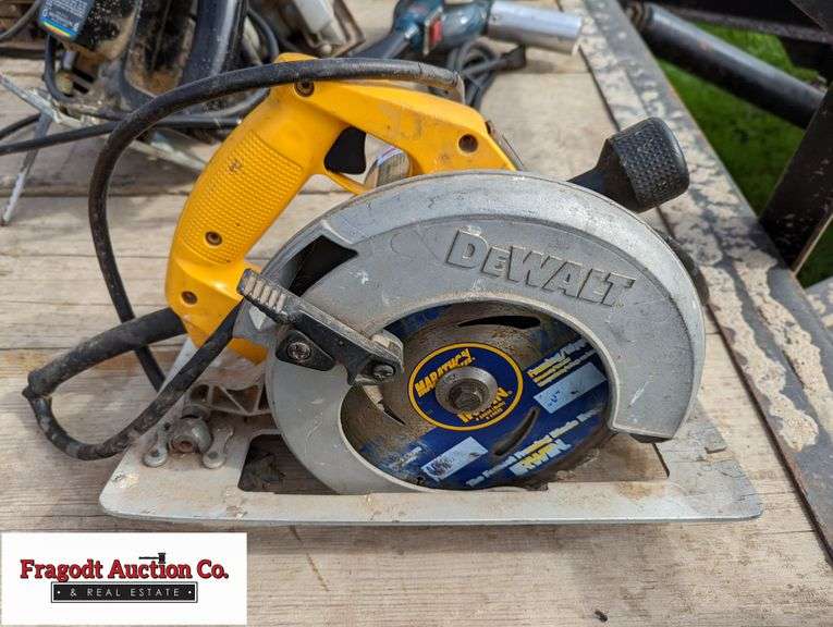 DeWalt 7 ¼” Circular Saw Cord Could Use Some Repair, Model DW364