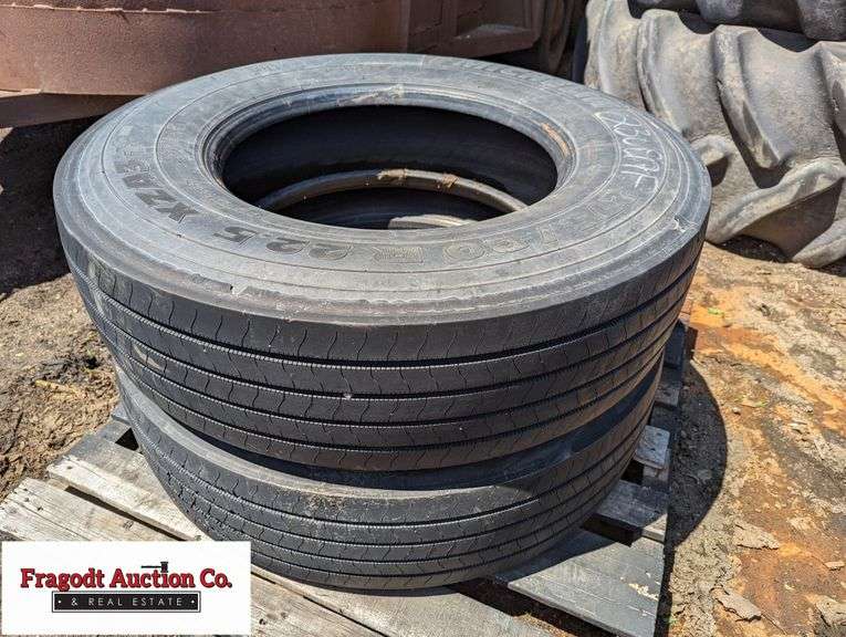 (2) 27580R22.5 Michelin Recap Trailer Tires Fragodt Auction and Real