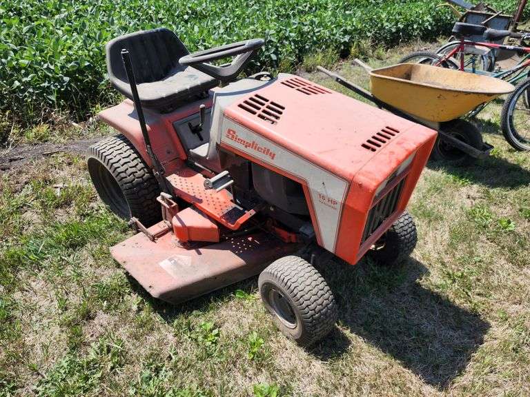 Simplicity 16 HP Briggs and Stratton Engine, Hydrostatic Mower 48