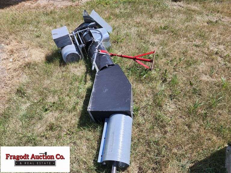 8” Unload Bin Auger with 10” (27 Degree) Incline and 10hp Single Phase