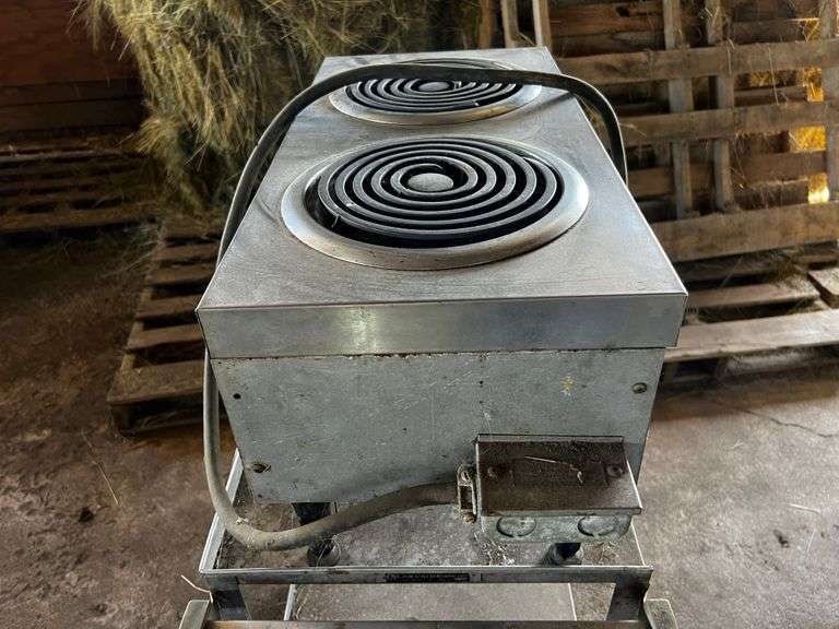 220V 2 Burner Table Top Stove Fragodt Auction and Real Estate LLC
