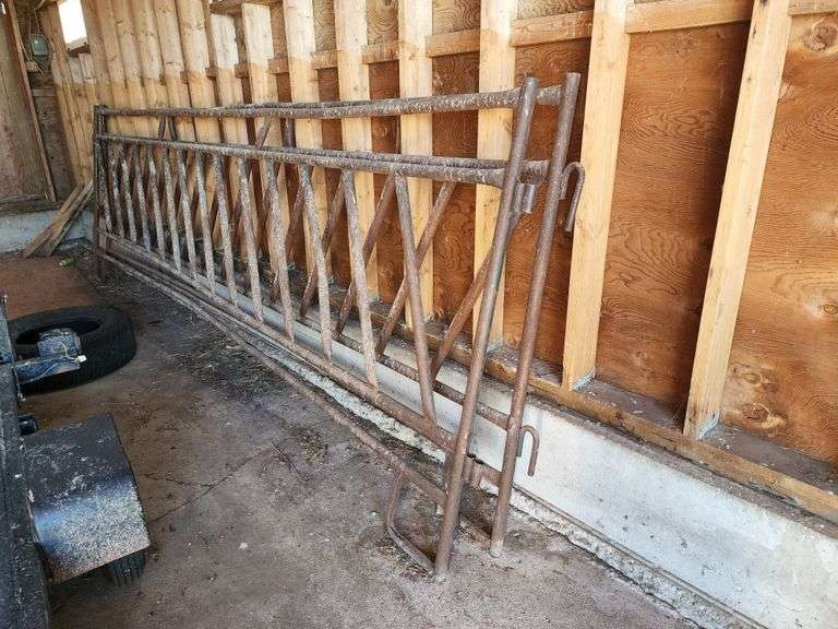 (2) 16’ Slant Bar Cattle Fence Feeder, *Buying All One Money Fragodt