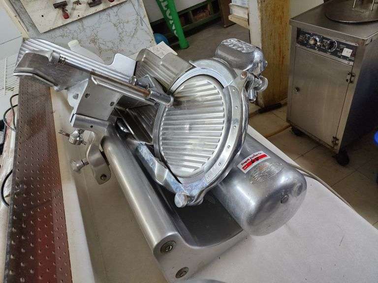 Globe Commercial Meat Slicer Fragodt Auction and Real Estate LLC