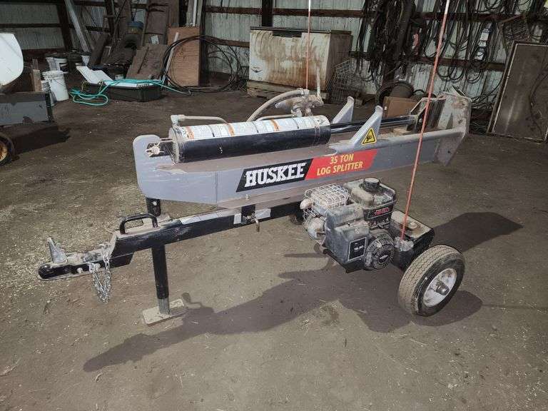 Huskee 35 Ton Log Splitter with 16.5HP Briggs and Stratton Engine