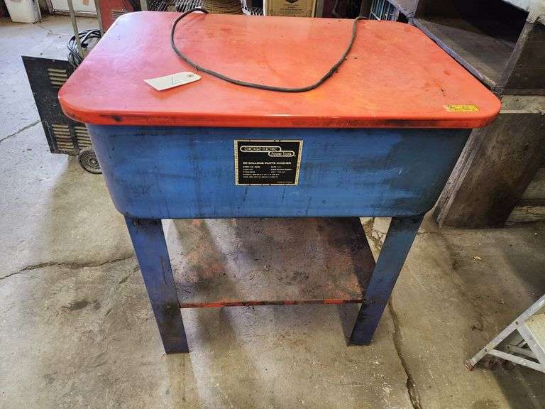Chicago Electric Power Tools 20 Gallon Parts Washer, motor on pump does