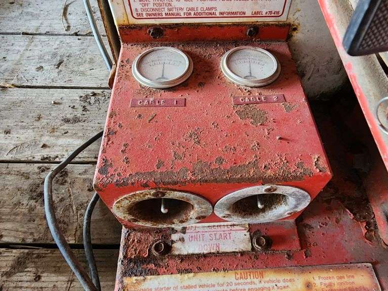 Goodall start all 716 power jump pack in working order per seller
