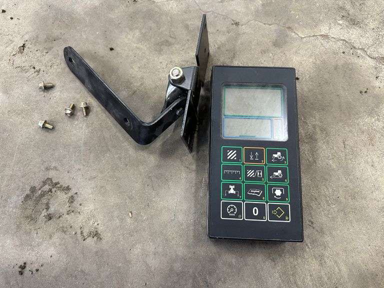 John Deere Performance Monitor Fragodt Auction and Real Estate LLC