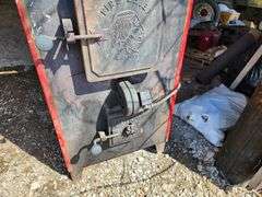 Fire Chief Model 700 Wood Stove, SN: 04252 - Fragodt Auction and Real Estate  LLC