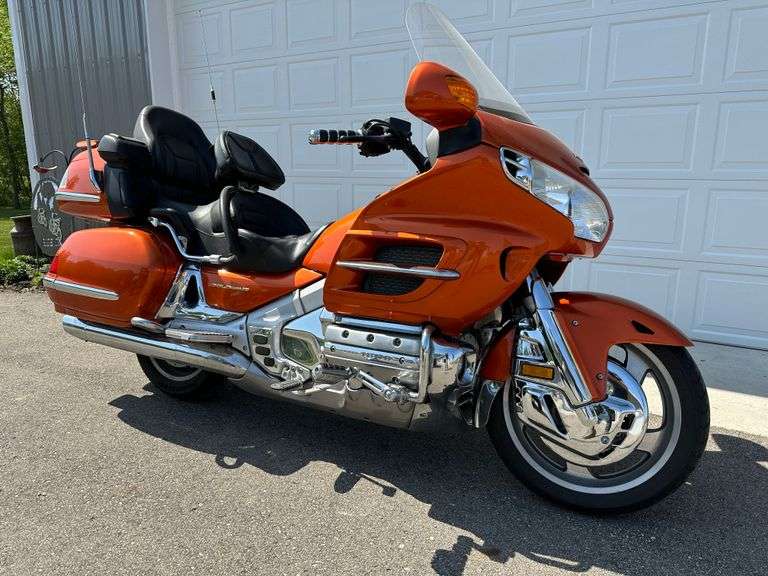 2002 Honda Goldwing, 53,391 Miles, Highway Bars, 6 Disk CD Changer, 4