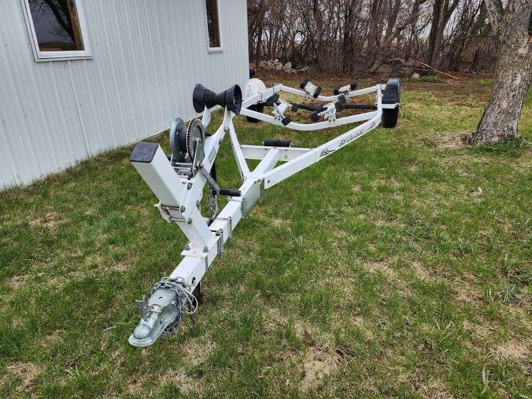 Easy Loader Boat Trailer with Rollers Fragodt Auction and Real Estate LLC