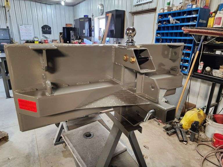 Heavy Duty Skid Steer Utility Hitch Attachment, Universal Quick Tach 5/