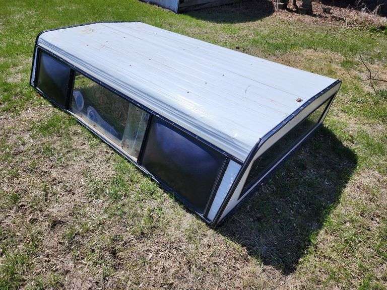 Radco Aluminum Topper for 8’ Box Fragodt Auction and Real Estate LLC