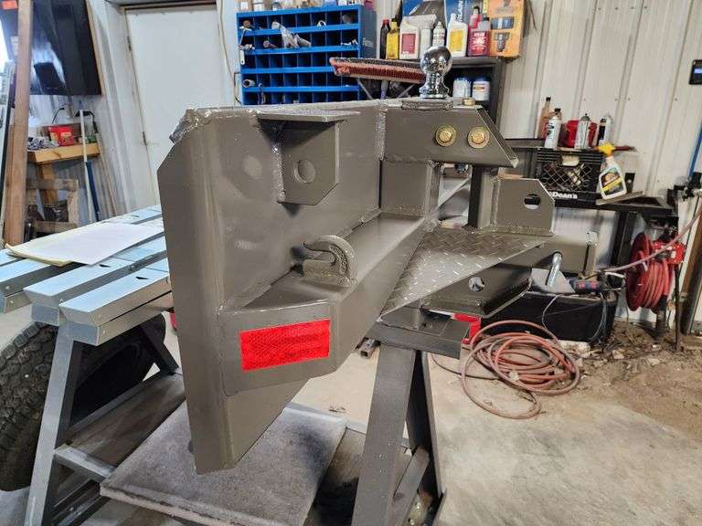 Heavy Duty Skid Steer Utility Hitch Attachment, Universal Quick Tach 5/