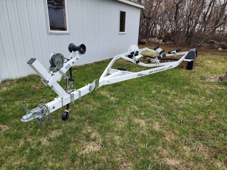 Easy Loader Boat Trailer with Rollers Fragodt Auction and Real Estate LLC