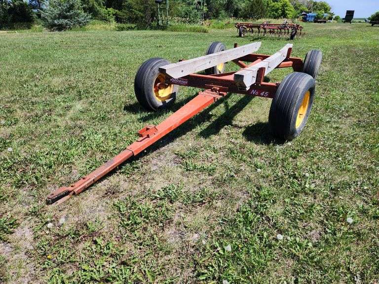 Kewanee No 45 Running Gear, 11L15 Tires on 6 Bolt Implement Rims