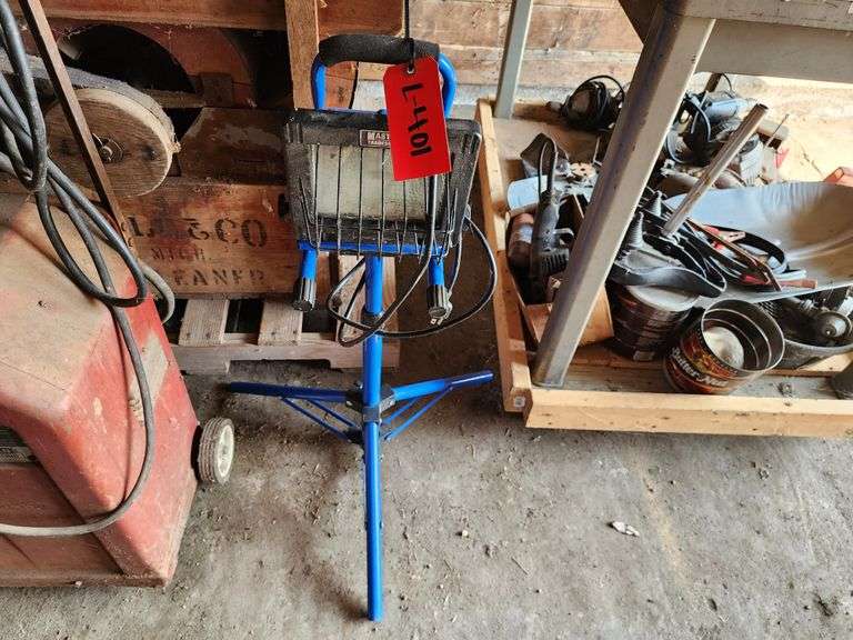 Shop Light on Stand Fragodt Auction and Real Estate LLC