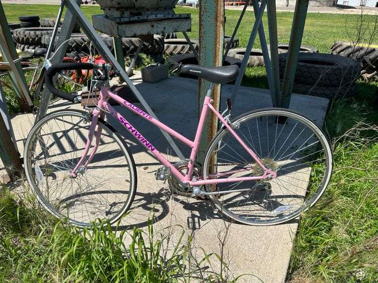 3 Pedal Bikes Fragodt Auction and Real Estate LLC