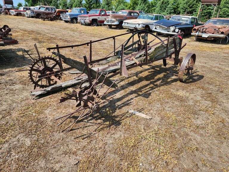 Steel Wheel Manure Spreader Fragodt Auction and Real Estate LLC