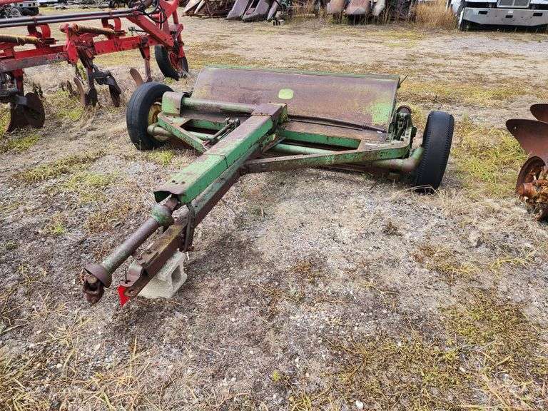 John Deere Hay Crimper 21 Model Fragodt Auction and Real Estate LLC