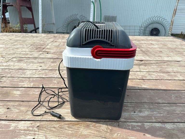 Koolatron Cooler, Works Very Well Per Seller Fragodt Auction and Real