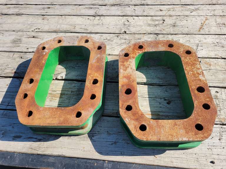 John Deere 9600 Combine Axle Extensions Fastline Auctions, LLC