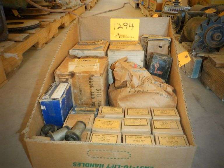 25-nos-mopar-suspension-parts-spankys-freedom-car-auctions