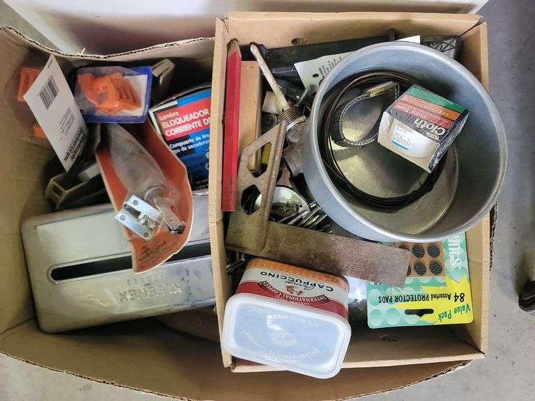 Box Of Assorted Spankys Freedom Car Auctions