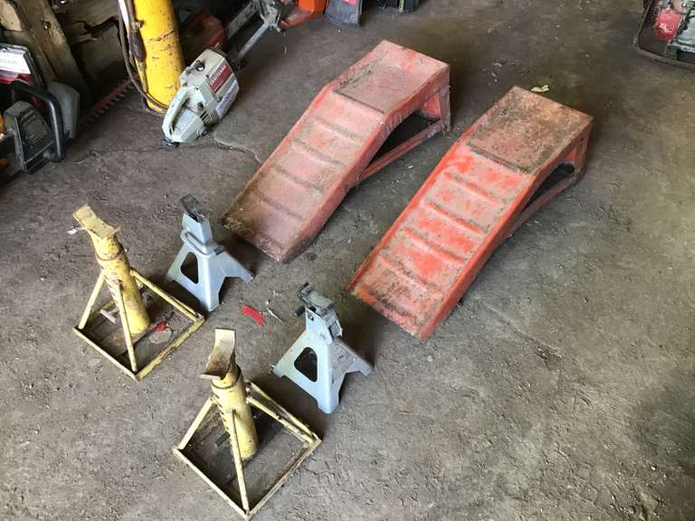 Jack Stands & Car Ramps Gavel Roads Online Auctions