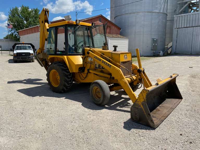 John Deere 210C Backhoe Gavel Roads Online Auctions John Deere 210C Backhoe Gavel Roads Online Auctions