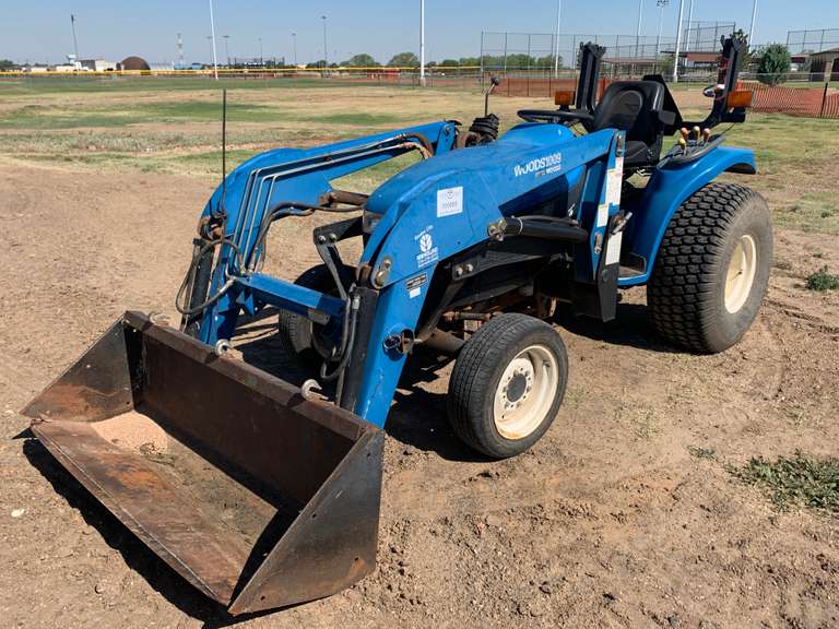 New Holland TC33D Hydrostatic Tractor with Loader Gavel Roads Online