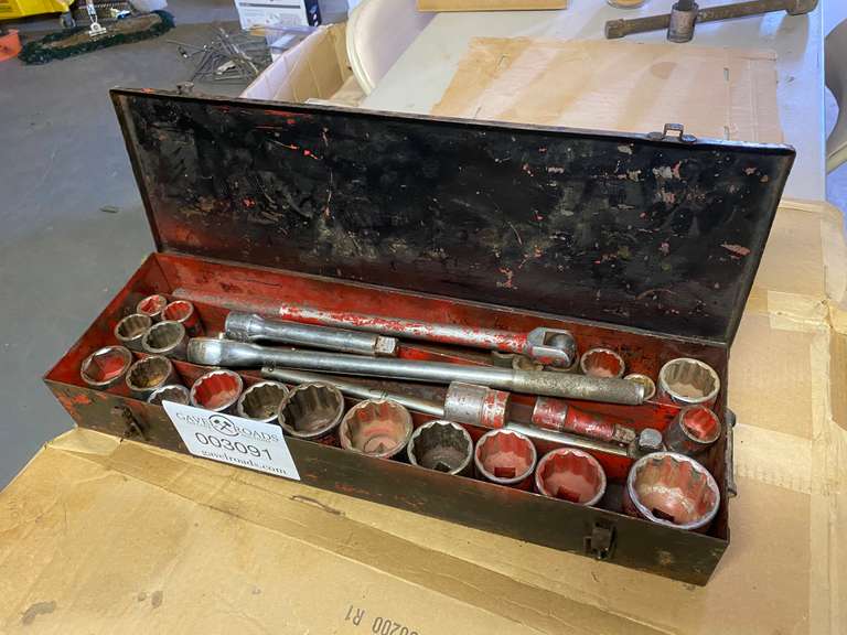 3/4" Socket Set with Ratchet & Break Over Bar Gavel Roads Online Auctions