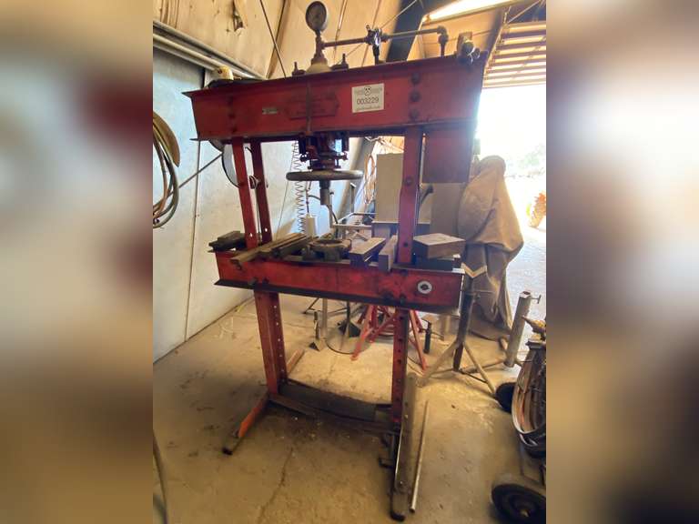 40Ton Manley Shop Press Gavel Roads Online Auctions