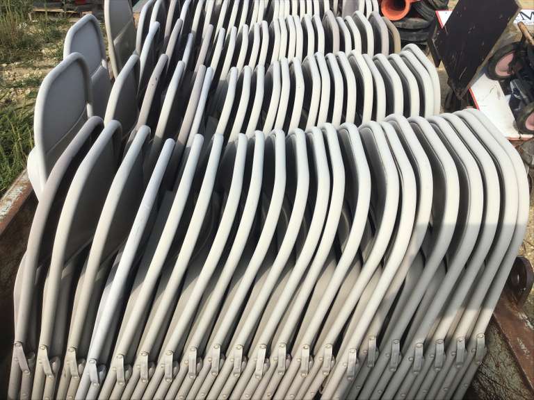 Metal Folding Chairs Gavel Roads Online Auctions