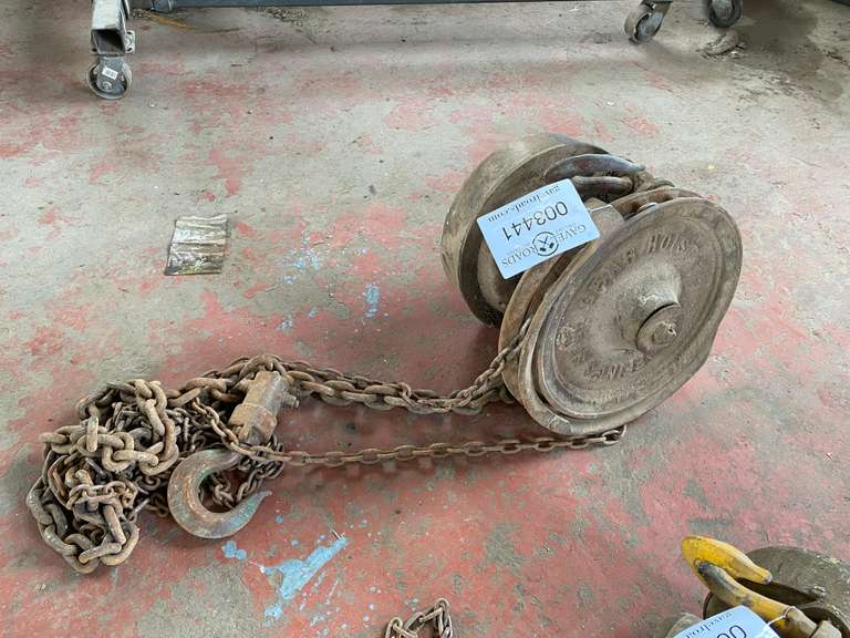 Coffings Spur Gear Chain Hoist Gavel Roads Online Auctions