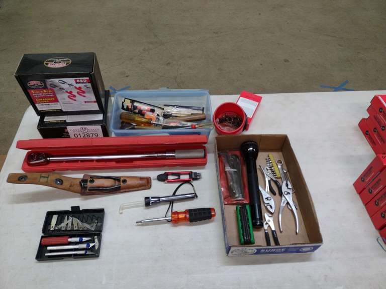 Snap On Torque Wrench (1/2"), (2) Boxes of RatchetStraps, & Misc
