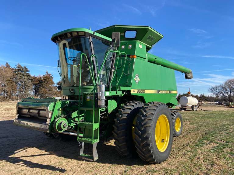 January 11, 2022 Agriculture & Construction Equipment Auction Gavel