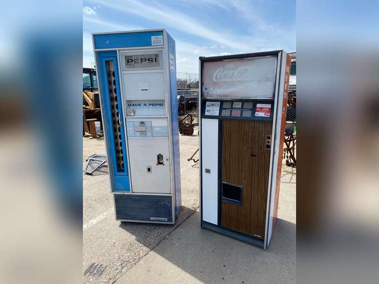 Coke & Pepsi Pop Vending Machines Gavel Roads Online Auctions