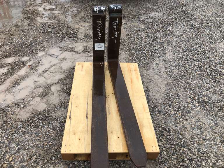 Set of 12,000 LB Telehandler Forks Gavel Roads Online Auctions