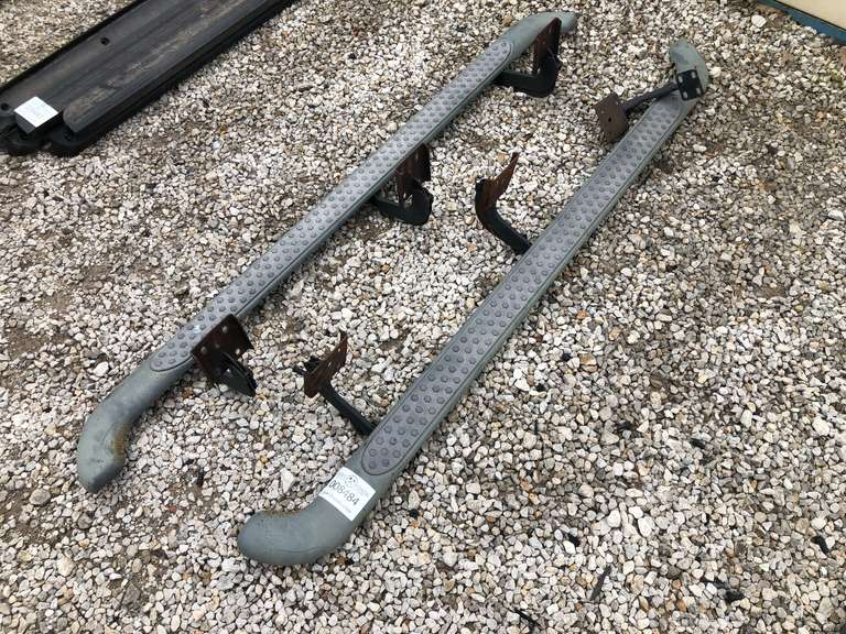 80" Nerf Bars Gavel Roads Online Auctions