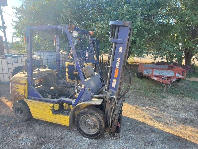 Komatsu Model FG25T12 Forklift Gavel Roads Online Auctions