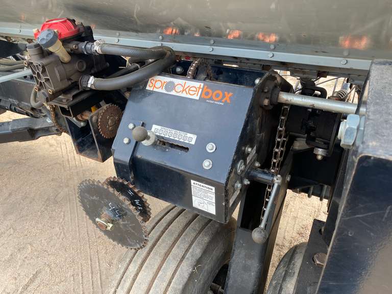 Crustbuster NoTill 4030 All Plant Drill Gavel Roads Online Auctions