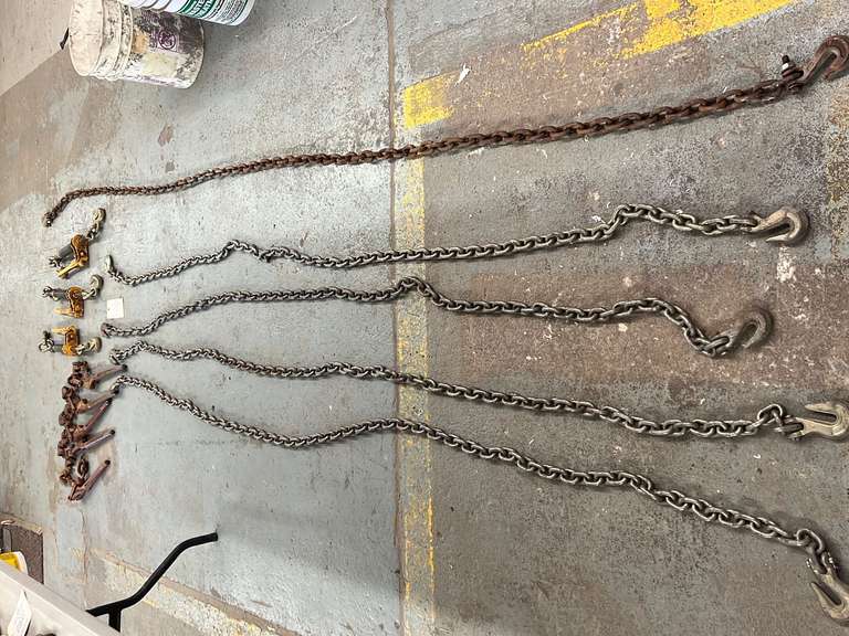 (5) Chains (3) QuickBinder Ratchet Load Binder (5) Chain Load Binder