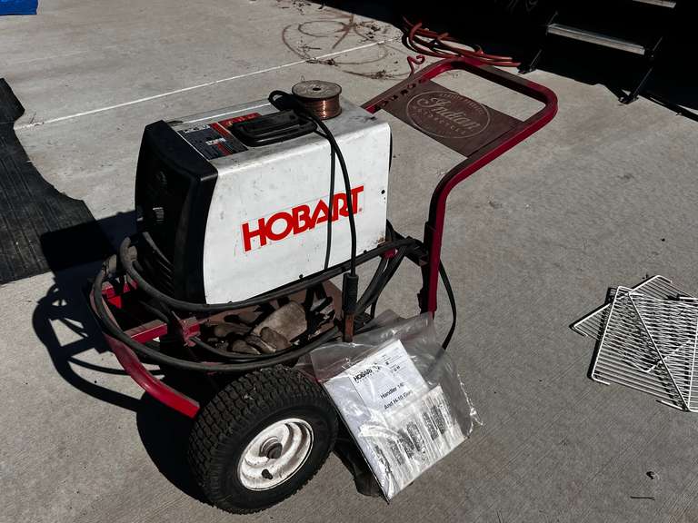 Hobart Handler 140 115V WireFeed Welder Gavel Roads Online Auctions