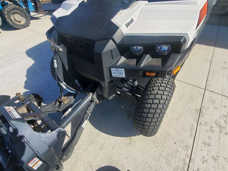 2014 Bobcat 3650 4WD SxS w/Mower & Broom