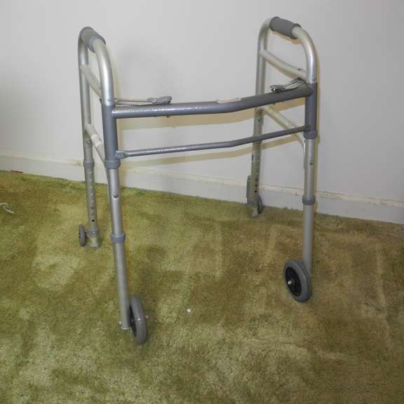Folding Medline Walker GC5 Auctions