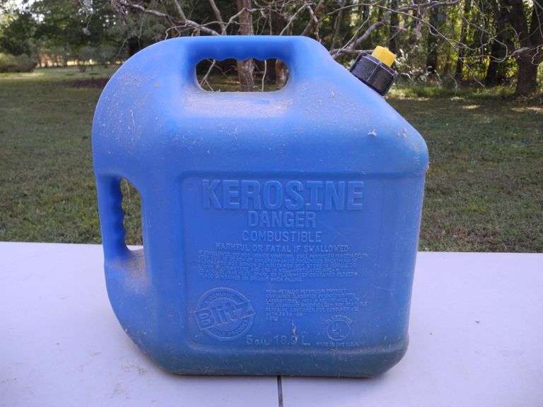 Empty 5 Gallon Kerosene Jug - GC5 Auctions